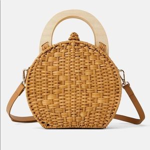 Zara round rattan bag with wooden handles